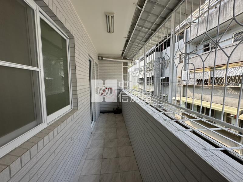 碳佐麻里新興園區溫馨三房房屋室內格局與周邊環境