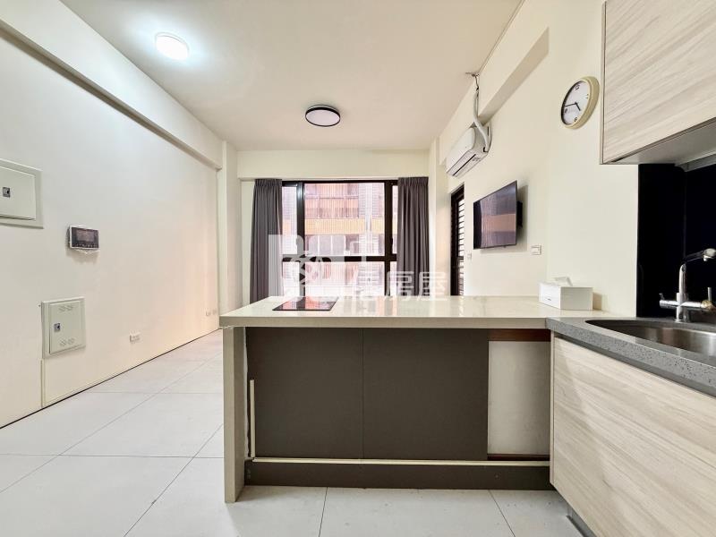 【神馬】客運園區邊間精美透天房屋室內格局與周邊環境