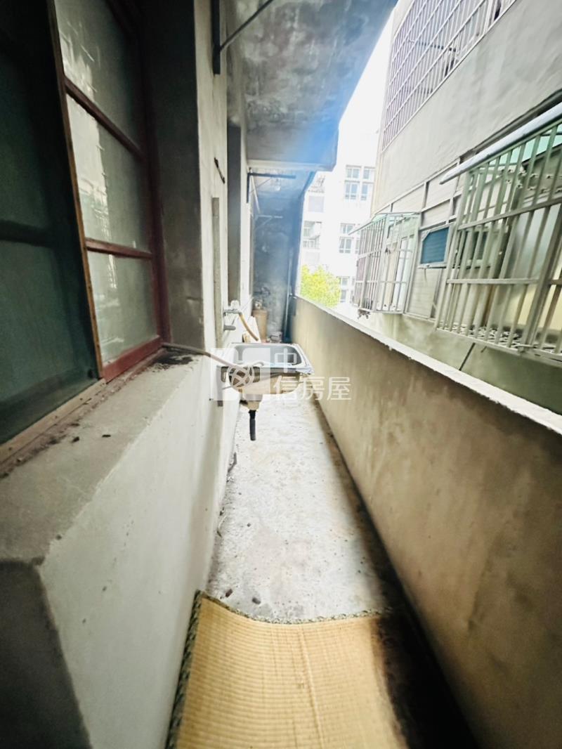 中原日新路公寓4樓房屋室內格局與周邊環境