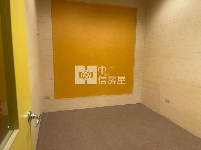 近潛龍國小大地坪透天房屋室內格局與周邊環境