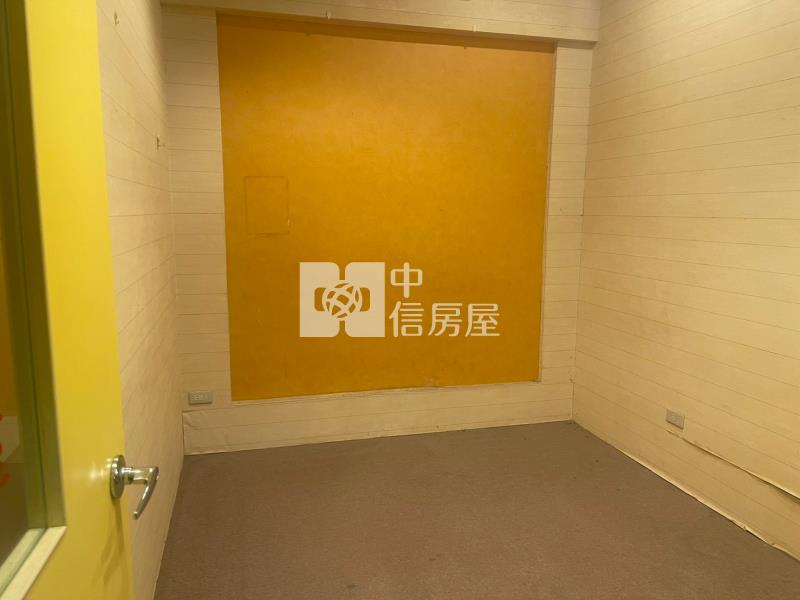 近潛龍國小大地坪透天房屋室內格局與周邊環境