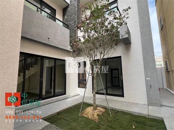 新港三間厝全新雙車庫別墅房屋室內格局與周邊環境