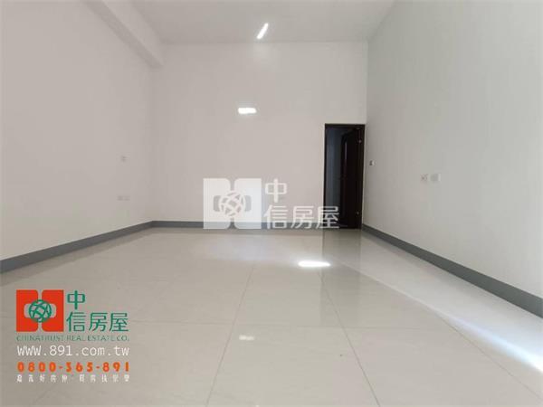 新港三間厝全新雙車庫別墅房屋室內格局與周邊環境