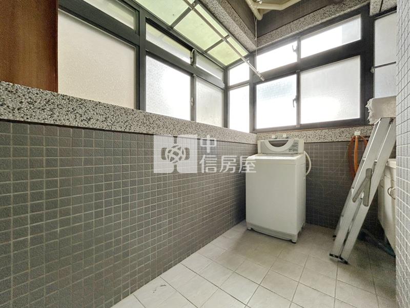 巨城4房平車雙主臥房屋室內格局與周邊環境