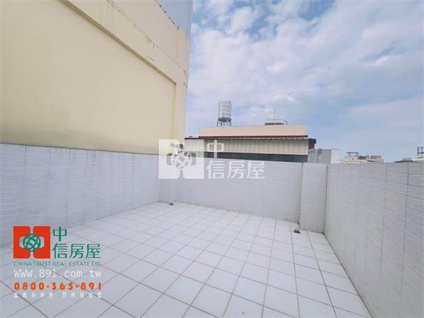 興嘉全新車庫別墅房屋室內格局與周邊環境