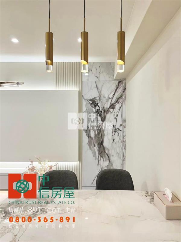 鐵馬道旁車位4房房屋室內格局與周邊環境