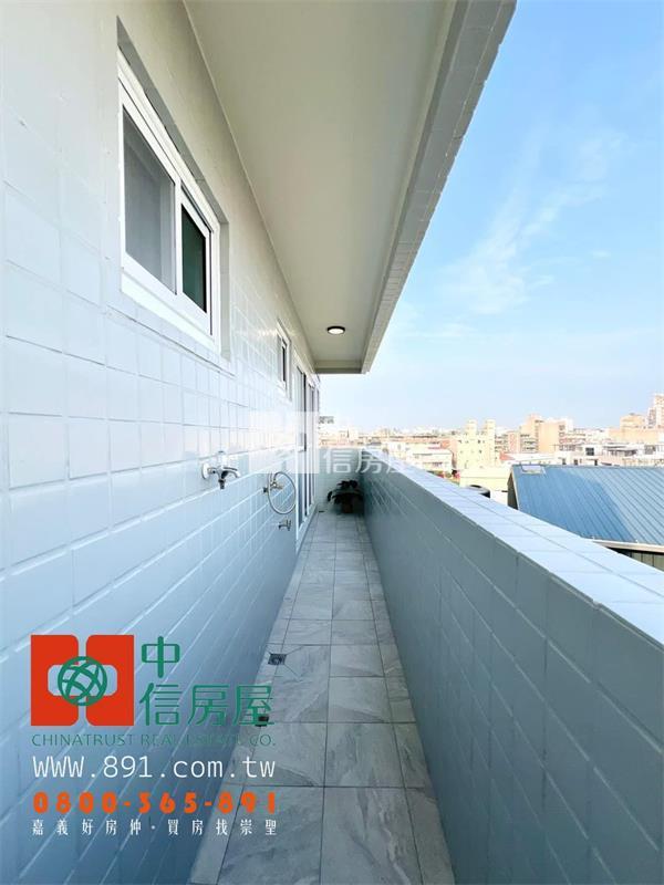 鐵馬道旁車位4房房屋室內格局與周邊環境