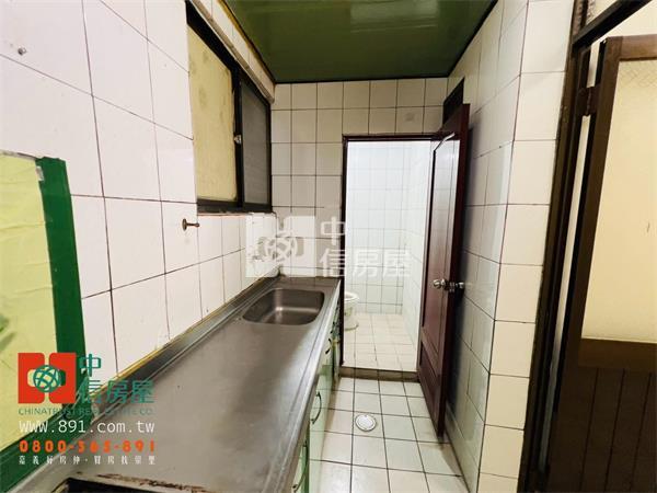 後庄商圈車庫別墅房屋室內格局與周邊環境