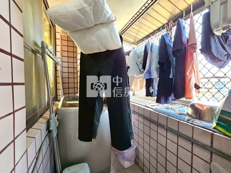 由鉅八大家三房平車高樓無限視野房屋室內格局與周邊環境