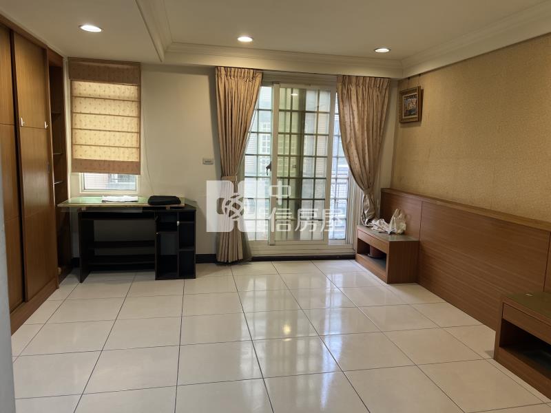 【奔馳】中正藝墅透天別墅房屋室內格局與周邊環境