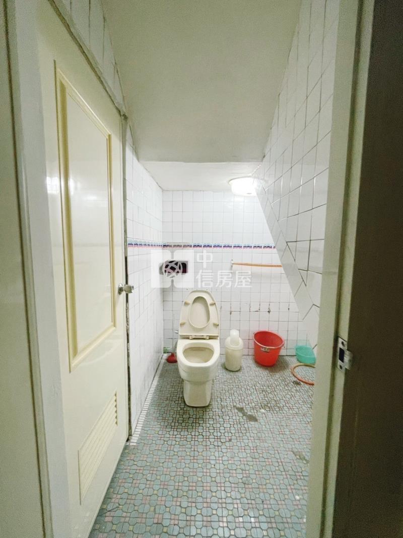 東山商圈大地坪車庫美透天房屋室內格局與周邊環境