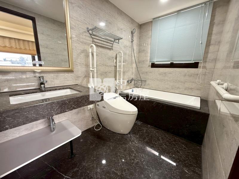 富宇豐馥三房雙平車房屋室內格局與周邊環境