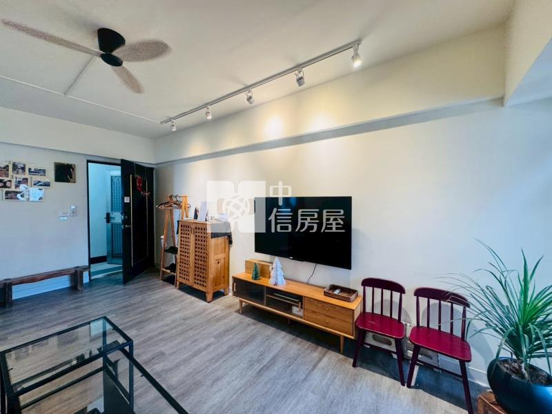 斗六水岸公園三房平車輕裝視野戶房屋室內格局與周邊環境