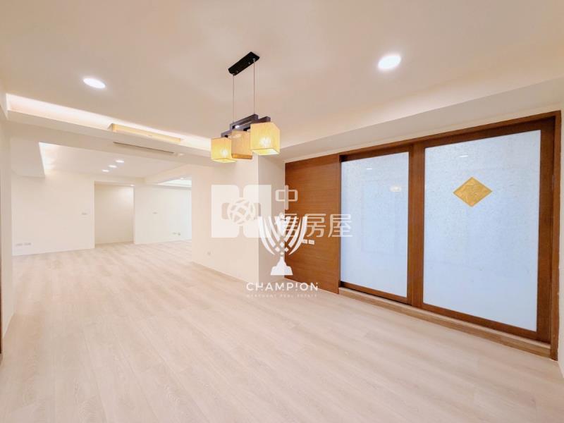 【冠軍商仲】大慶兩戶打通美四房房屋室內格局與周邊環境