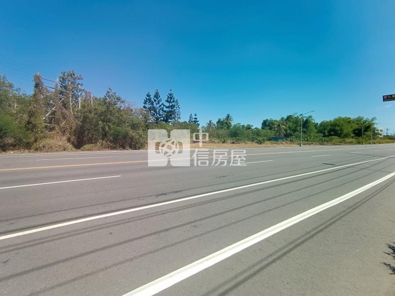 ㊣新化台20線正20米，低總價大面寬農地房屋室內格局與周邊環境