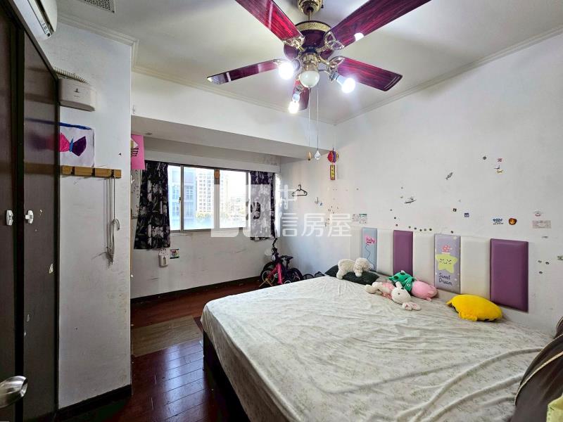 學府路角間6大房車位房屋室內格局與周邊環境