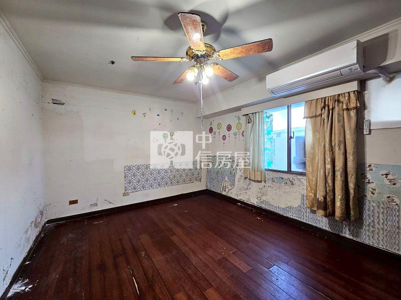 學府路角間6大房車位房屋室內格局與周邊環境