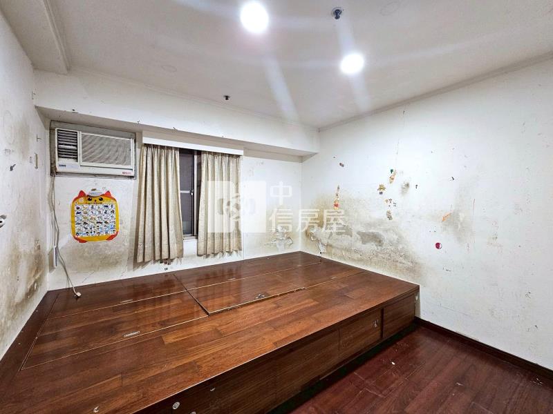 學府路角間6大房車位房屋室內格局與周邊環境