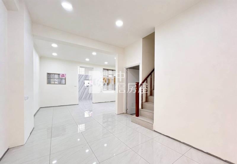 集福街雙面路雙車庫透天房屋室內格局與周邊環境