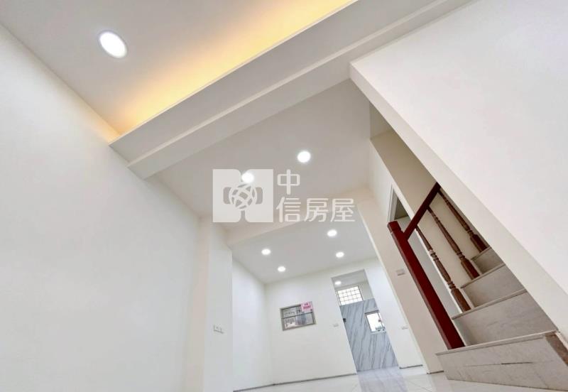 集福街雙面路雙車庫透天房屋室內格局與周邊環境