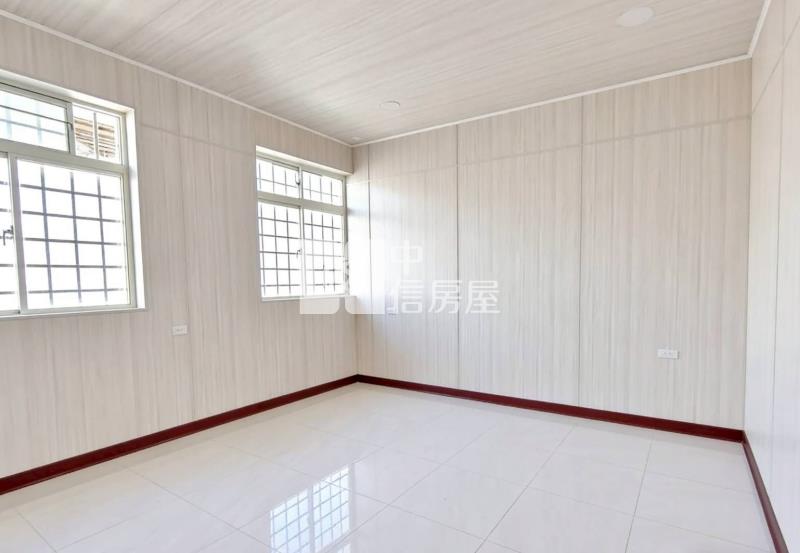 集福街雙面路雙車庫透天房屋室內格局與周邊環境