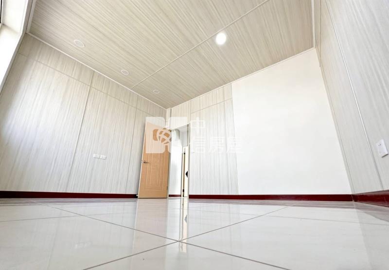 集福街雙面路雙車庫透天房屋室內格局與周邊環境