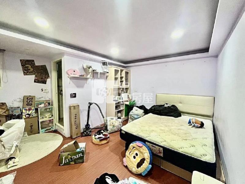 內壢前站前院停車美透天(中信卓越團隊)房屋室內格局與周邊環境