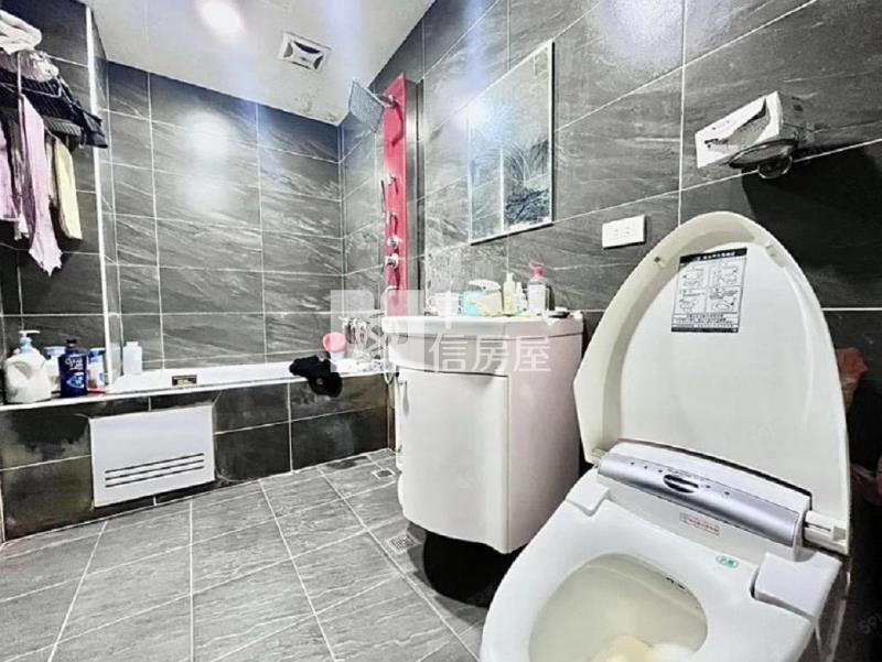 內壢前站前院停車美透天(中信卓越團隊)房屋室內格局與周邊環境