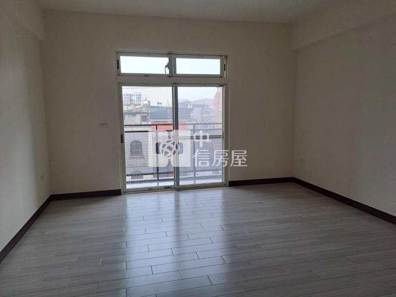 近A22捷運站全新電梯美透天房屋室內格局與周邊環境