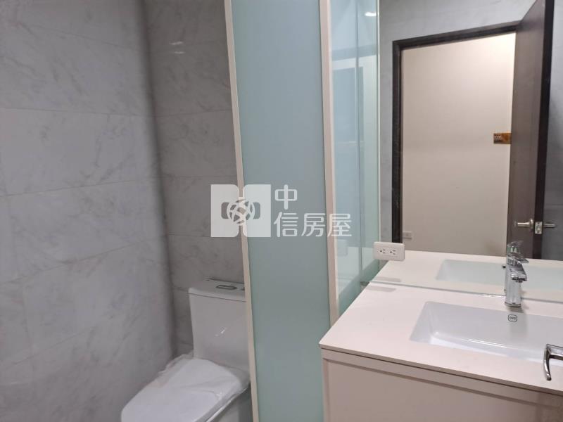 近A22捷運站全新電梯美透天房屋室內格局與周邊環境