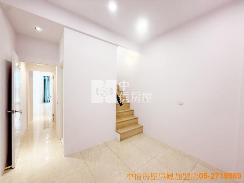 博愛國小車庫美別墅房屋室內格局與周邊環境