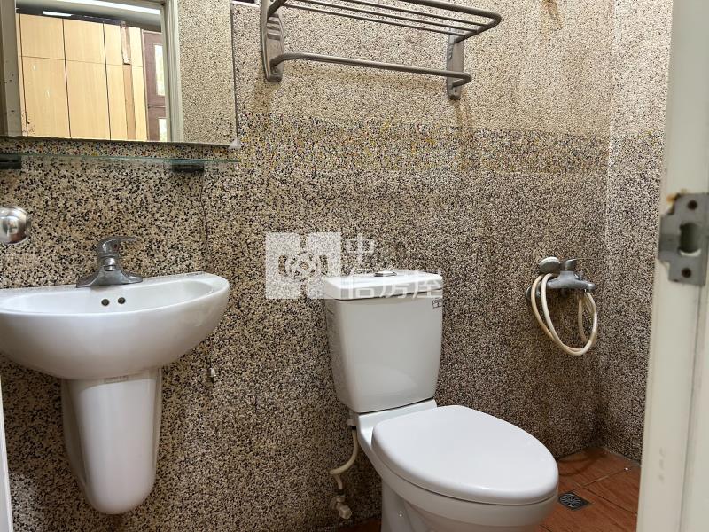 平鎮龍岡超便宜透天房屋室內格局與周邊環境