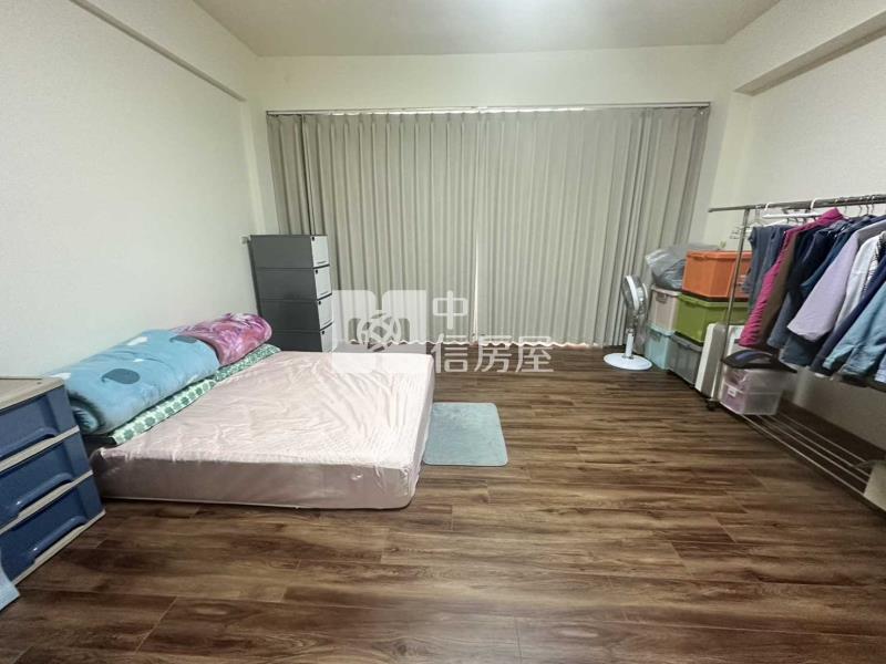 富岡車站2鐘大地坪5車位電梯別墅房屋室內格局與周邊環境