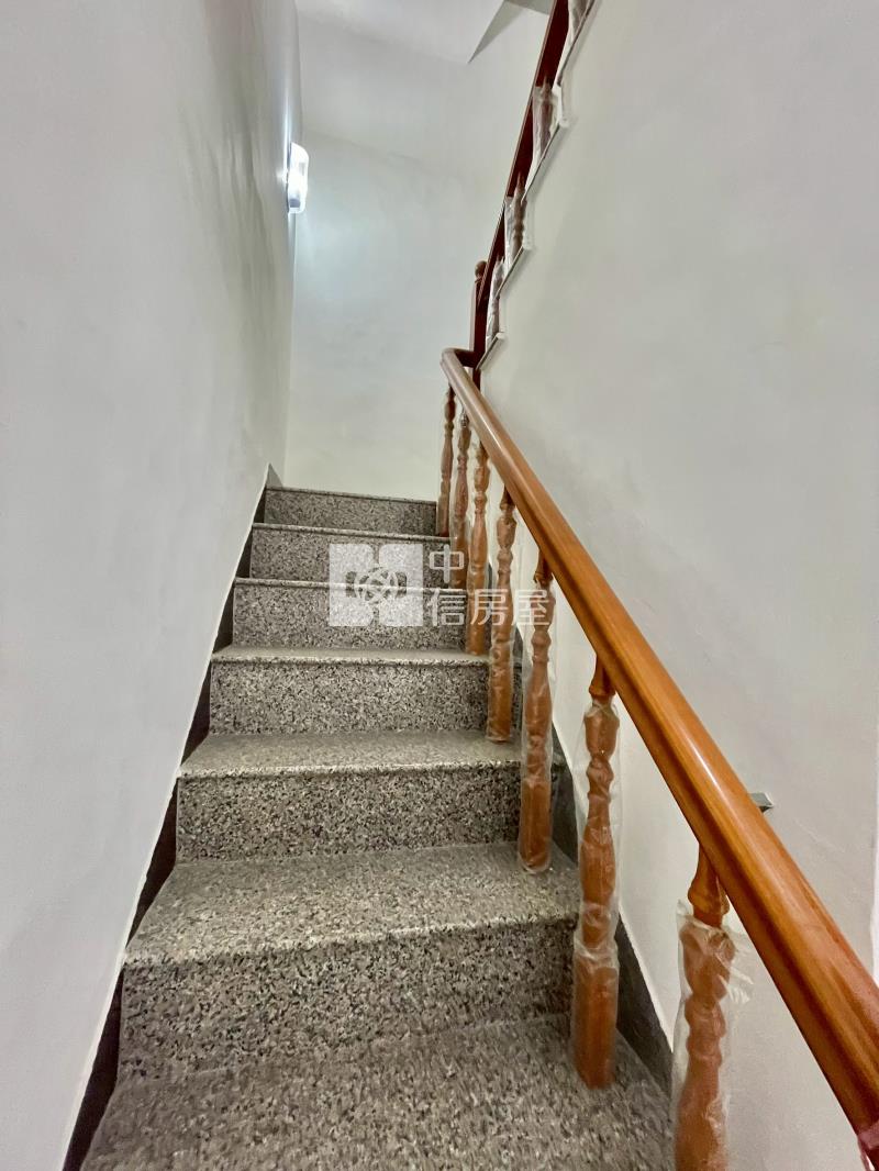 民生社區店住合一房屋室內格局與周邊環境