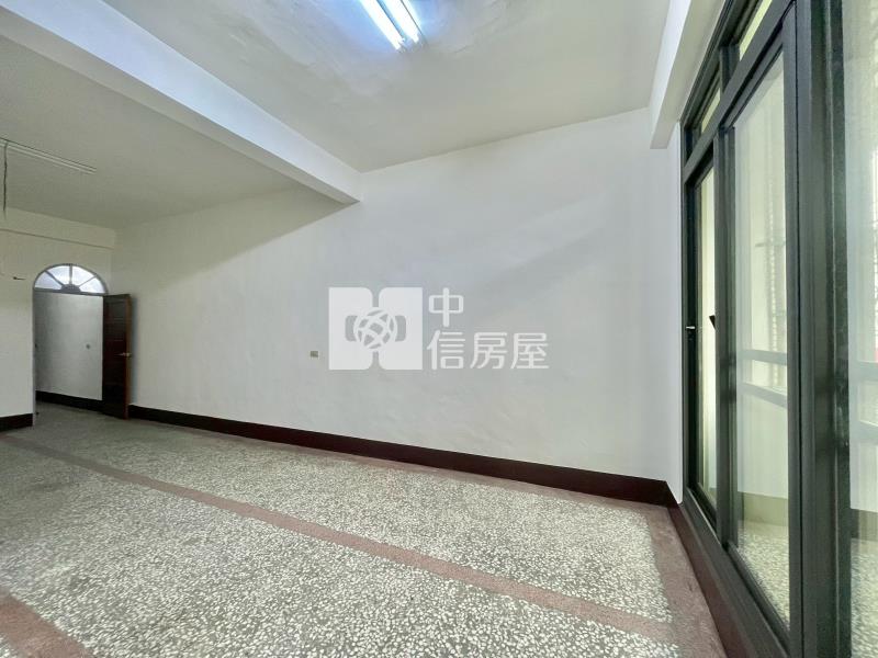 民生社區店住合一房屋室內格局與周邊環境