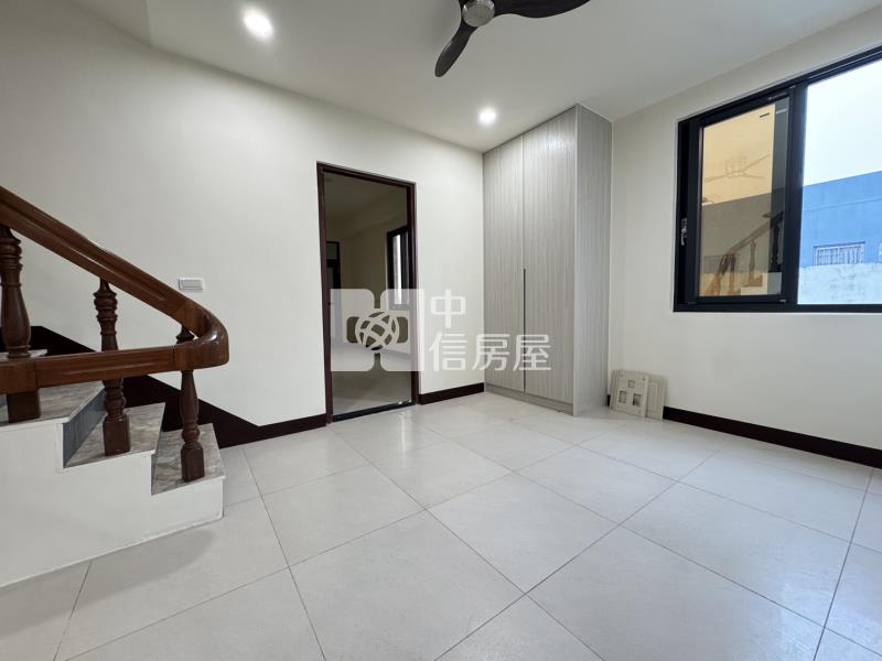 電梯透天雙店面+5套房+停車場房屋室內格局與周邊環境