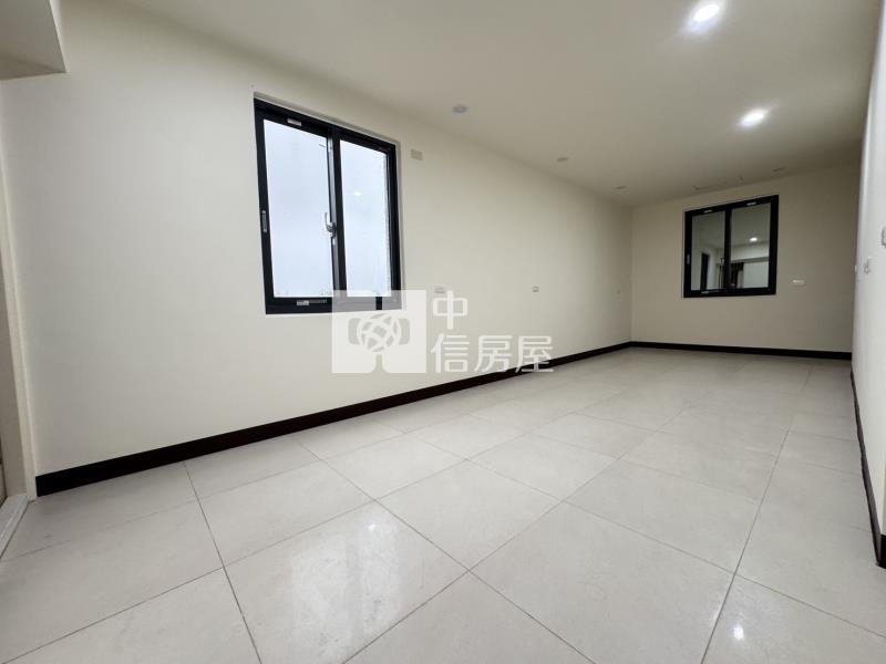 電梯透天雙店面+5套房+停車場房屋室內格局與周邊環境