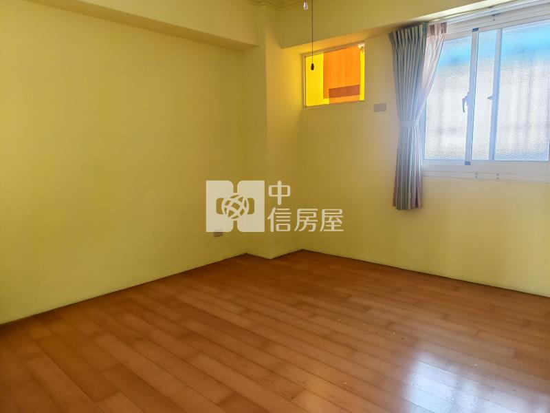 專任華夏房屋室內格局與周邊環境