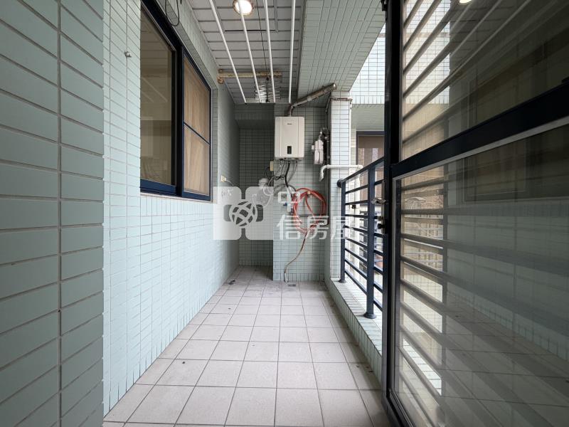 市政交響曲四房平車視野戶房屋室內格局與周邊環境