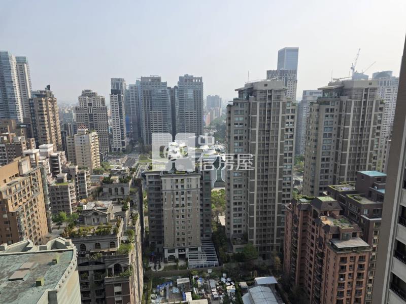 市政交響曲四房平車視野戶房屋室內格局與周邊環境