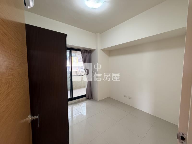 市政交響曲四房平車視野戶房屋室內格局與周邊環境