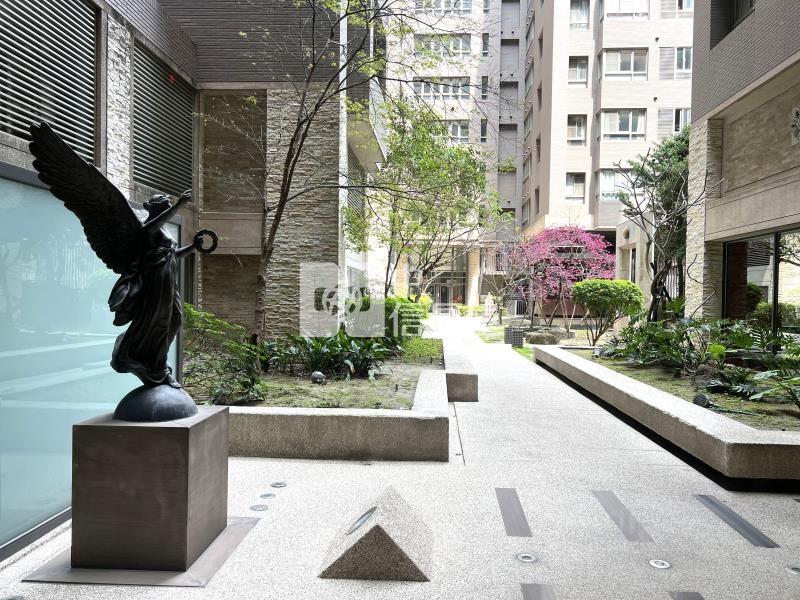 崇德巴黎一房一廳平車房屋室內格局與周邊環境