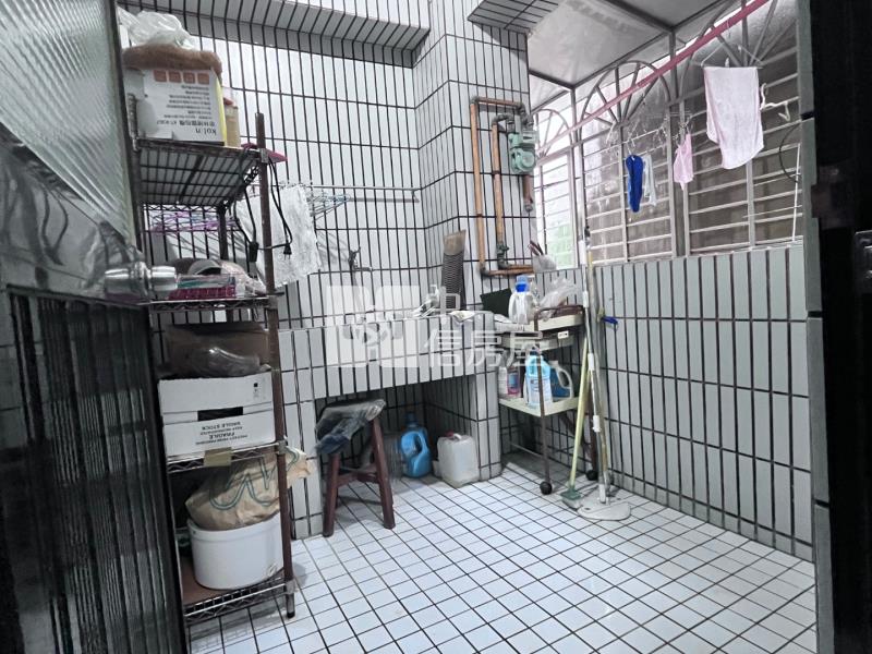 火車站溪州公園3改2大房+車房屋室內格局與周邊環境