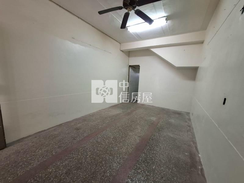 武廟商圈,捷運,輕軌,綠園活巷透天房屋室內格局與周邊環境