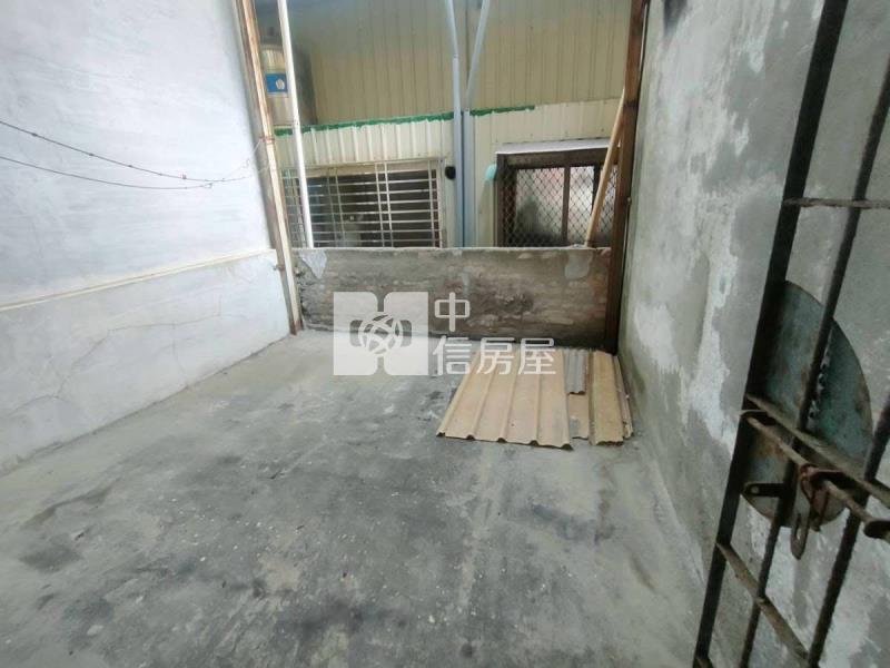 武廟商圈,捷運,輕軌,綠園活巷透天房屋室內格局與周邊環境