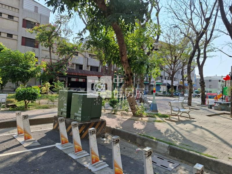 武廟商圈,捷運,輕軌,綠園活巷透天房屋室內格局與周邊環境