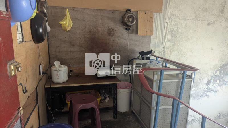 保安五房大空間四樓寓房屋室內格局與周邊環境