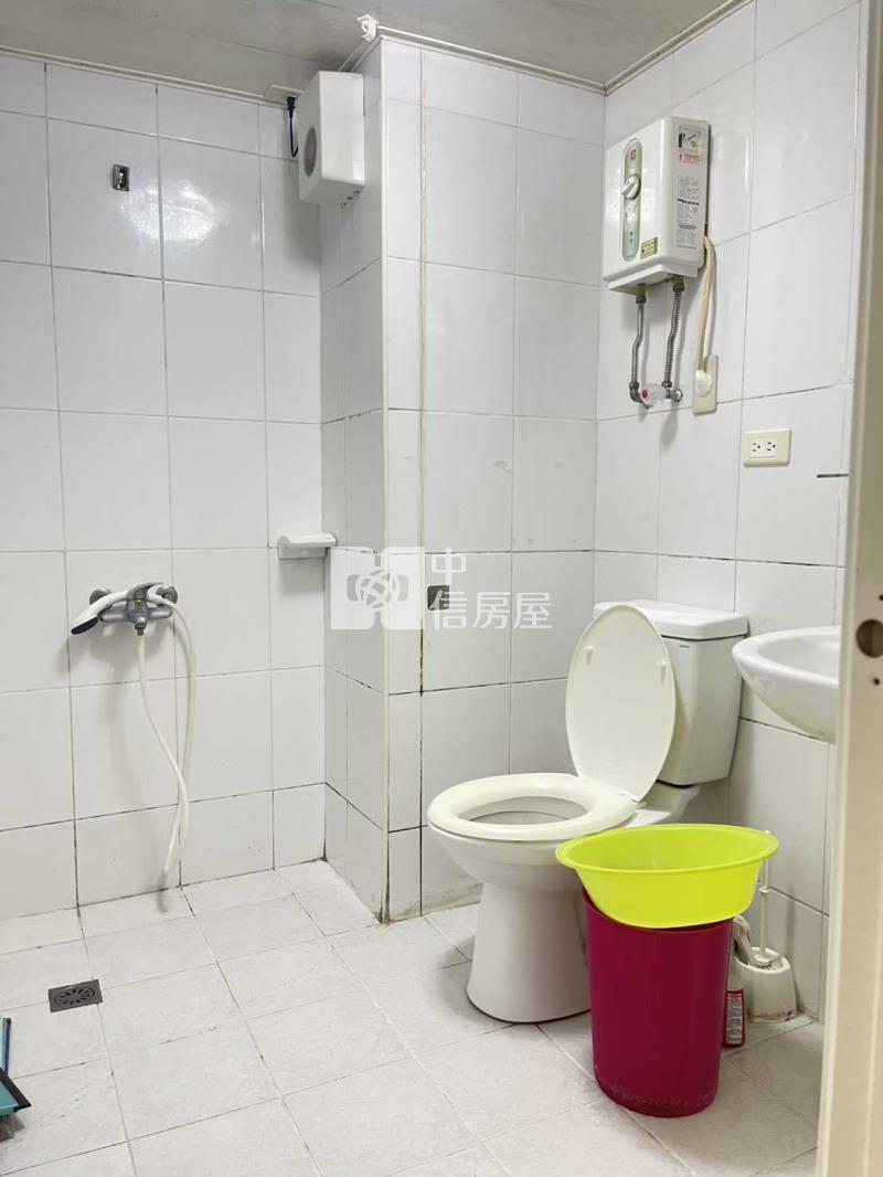 中原大學double低樓層套房房屋室內格局與周邊環境