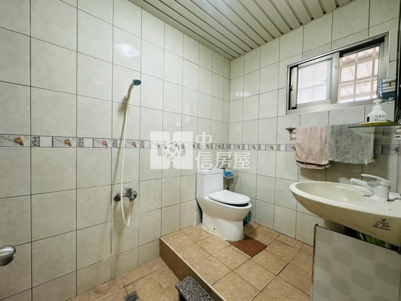 潮州合法農舍花園別墅房屋室內格局與周邊環境