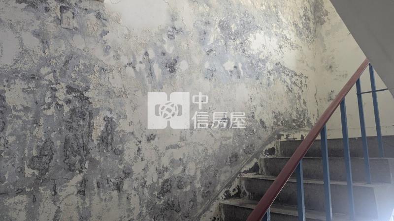 仁德車站五房三樓寓房屋室內格局與周邊環境